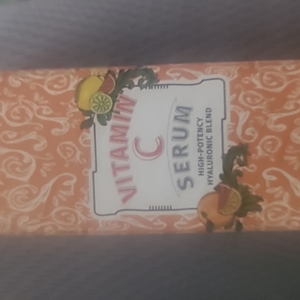 vitamin c serum , lilyana naturals,